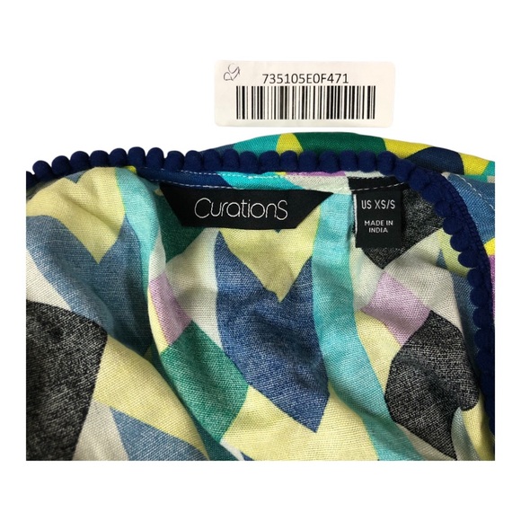 Curations Green-Geo printed Topper / Cardigan featuring a Stylish Shark Bite Hem - Picture 6 of 6